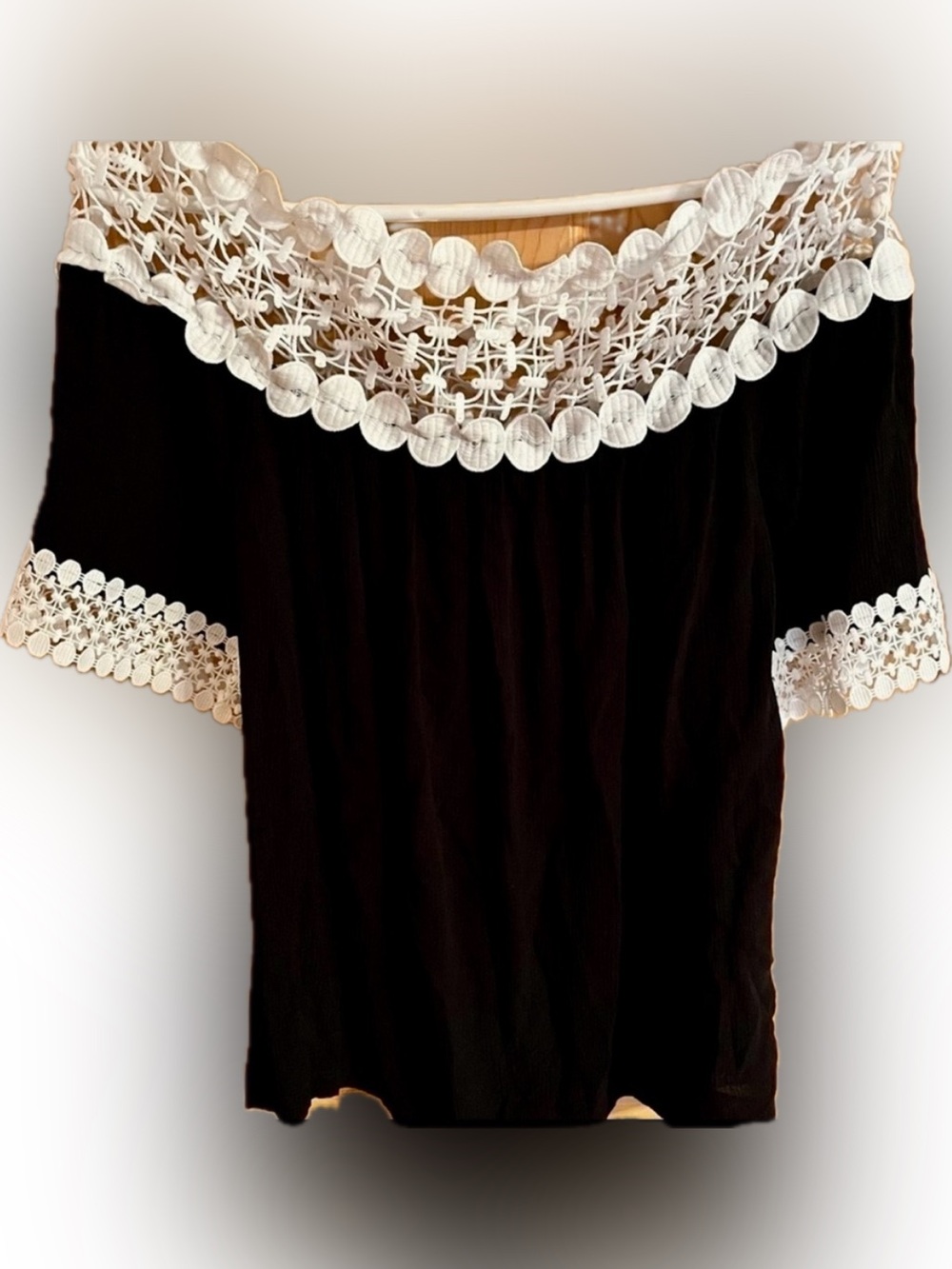 INC International Concepts Black White Lace Battenberg Off Shoulder Blouse XS